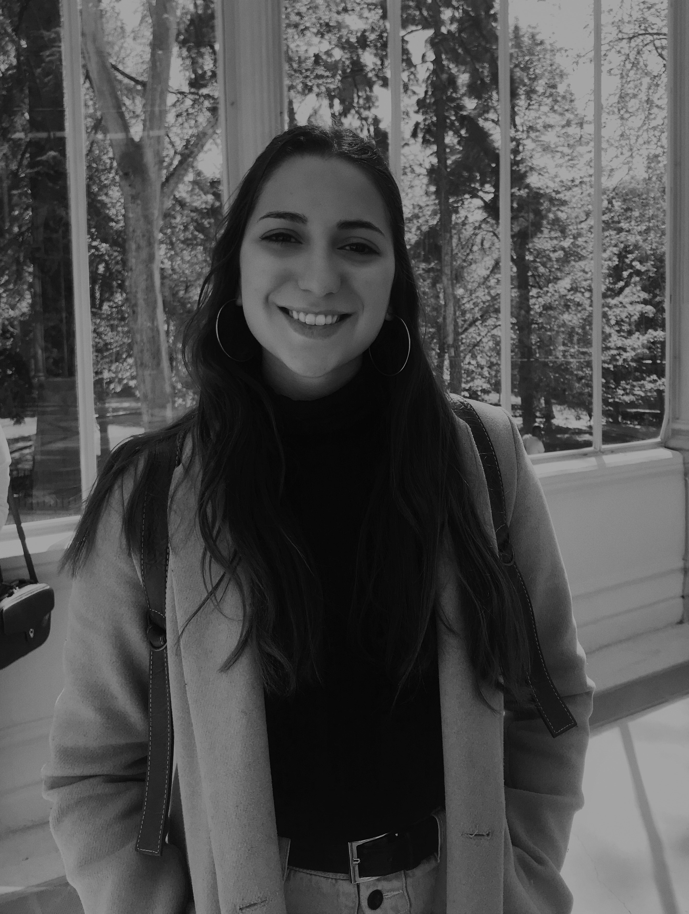 Alba Flores